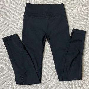 Size 2 black lulu leggings